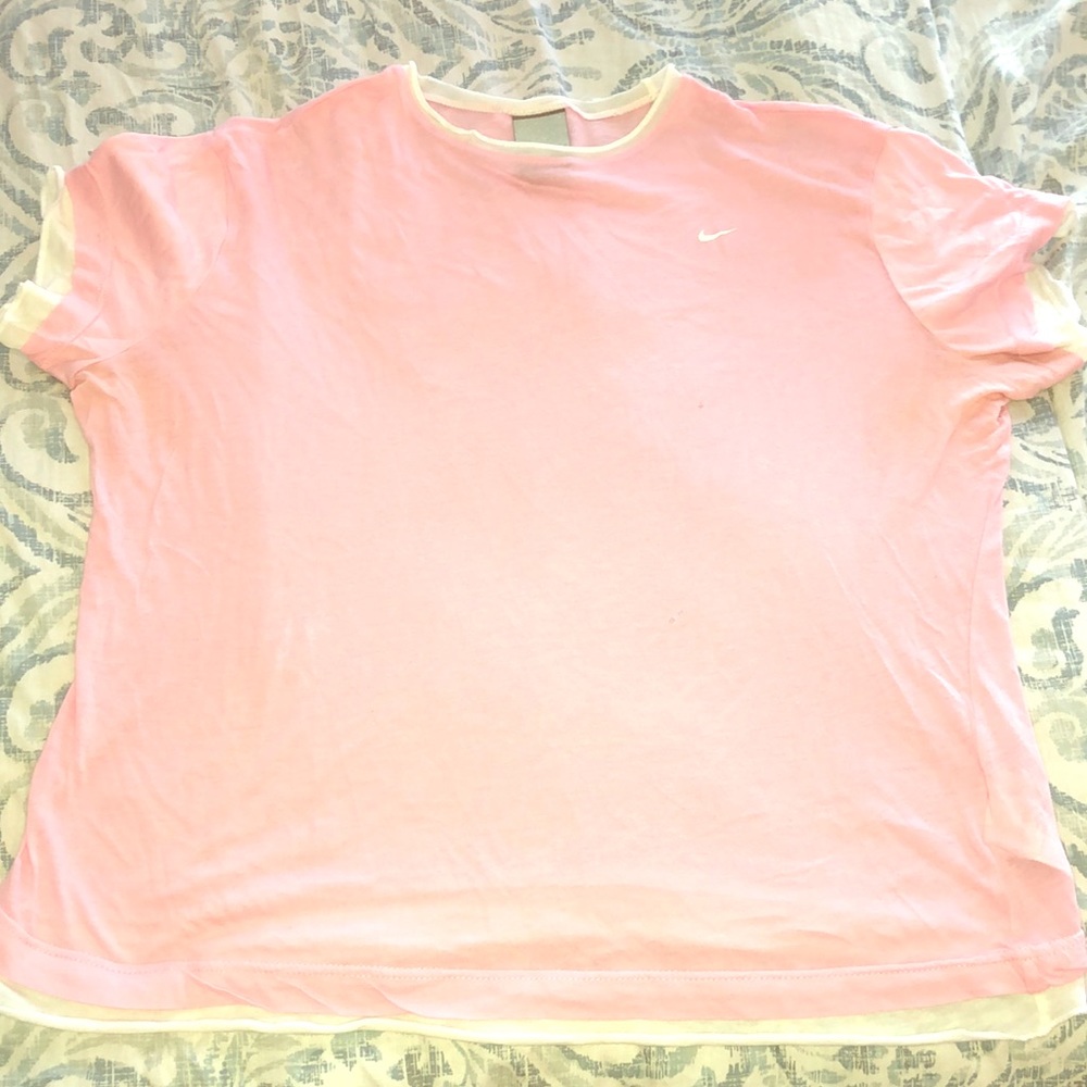 Nike top